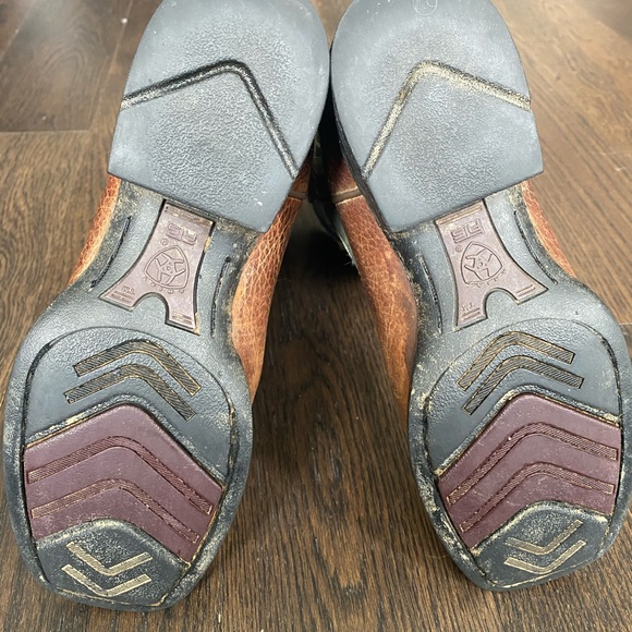Ariat Leather Upper Boots - Picture 4 of 6
